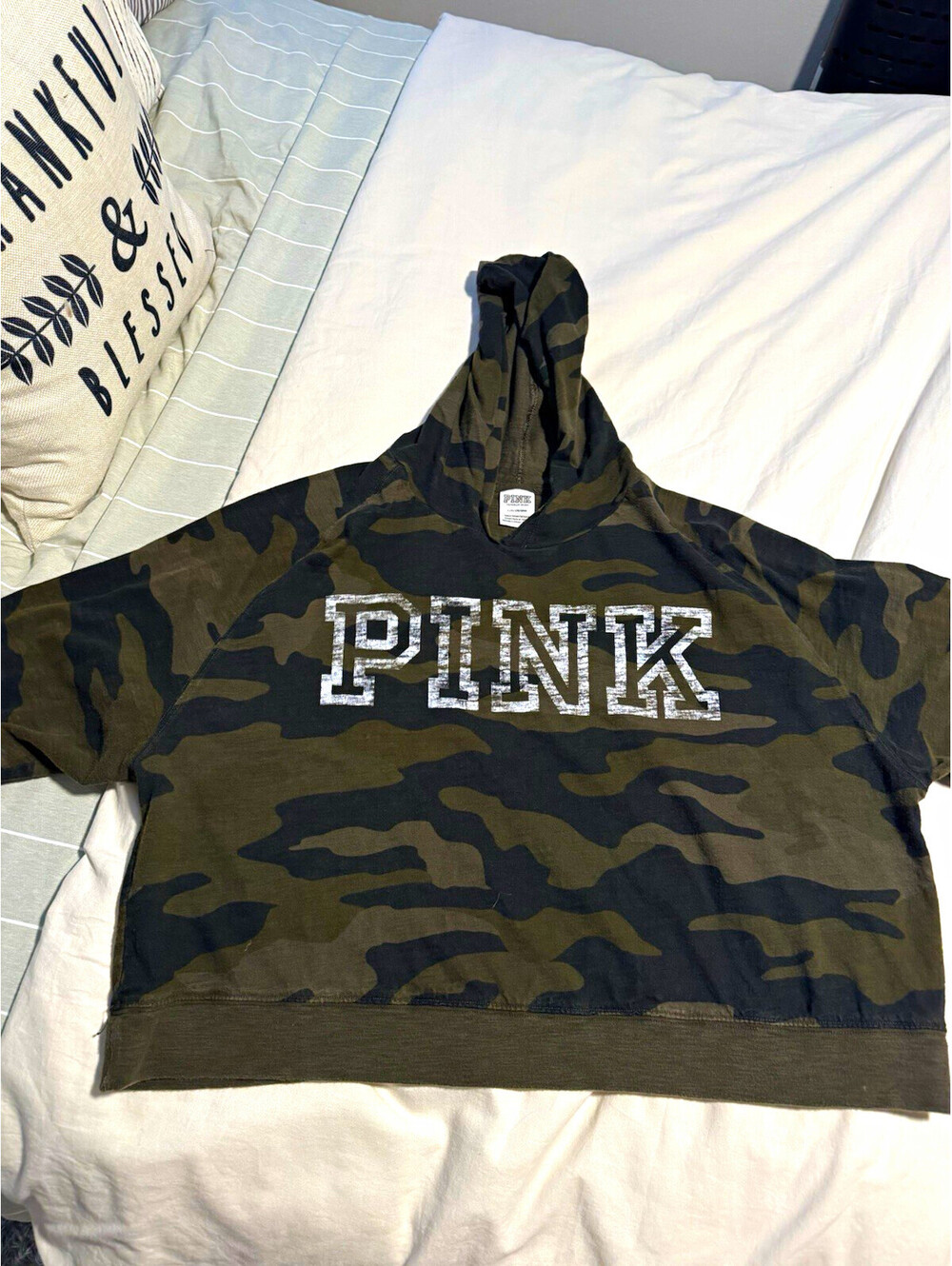 PINK Victoria's Secret Women's Camo Pullover Hoodie L Cotton Jersey Logo